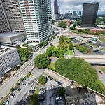 Heart Of Downtown! 2B1B! Onsite Parking! Lm1K1Q1T